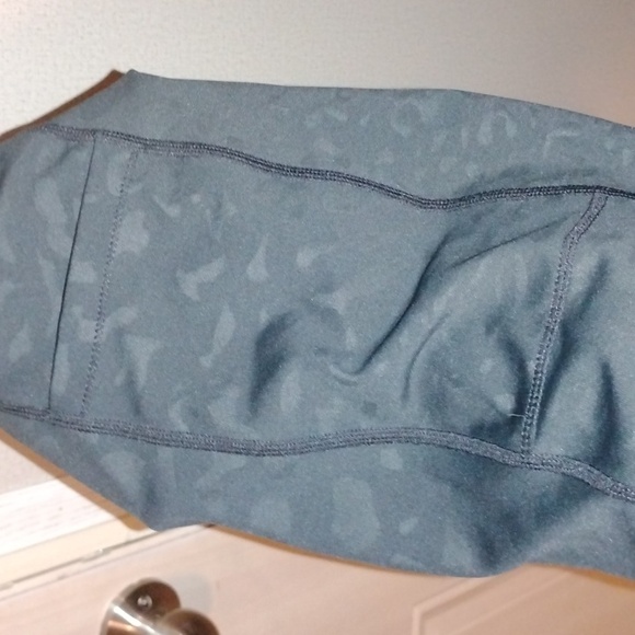 *SOLD*🌸Kolili Black Animal Print Bike Shorts Small - Picture 4 of 7